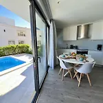 Stylish 2 With Pool By Homing