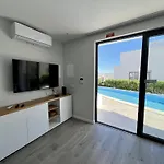 Stylish 2 With Pool By Homing * Албуфейра